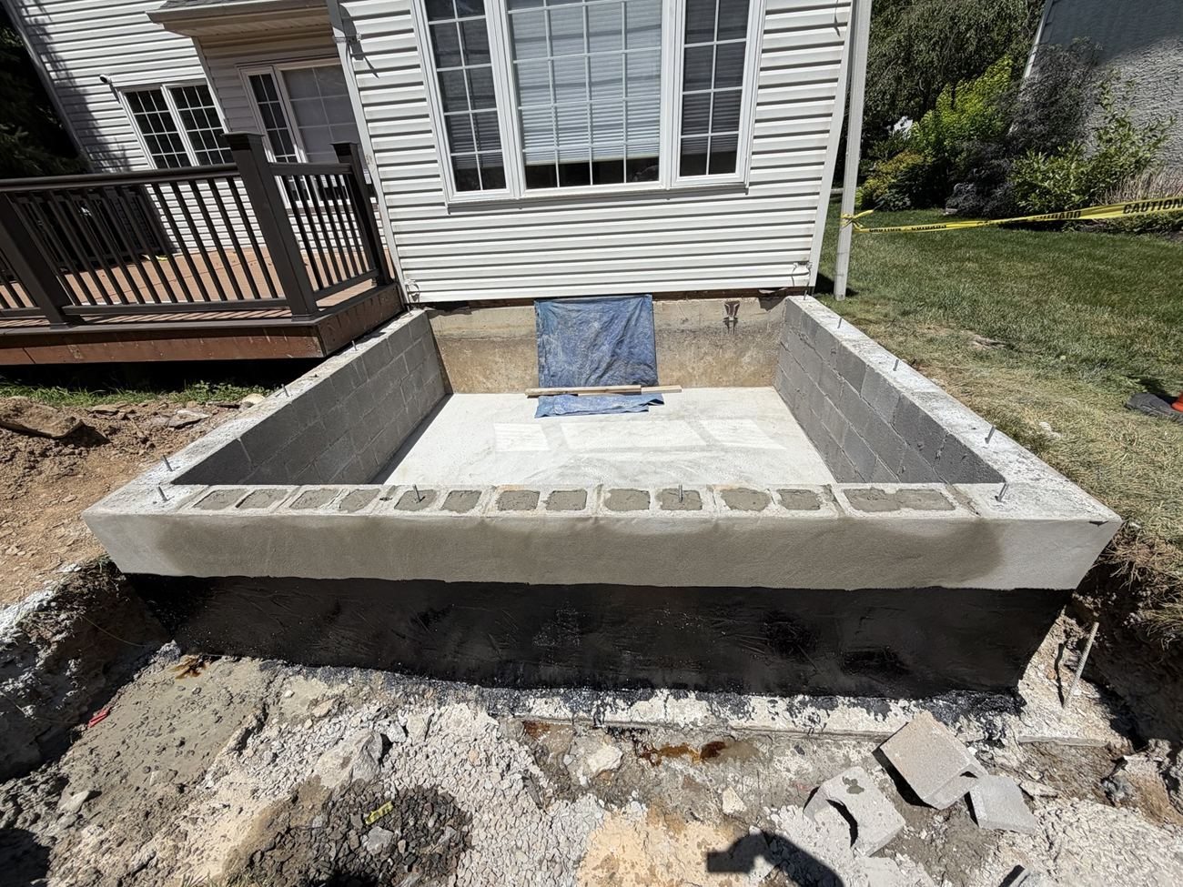 Custom Thermal Bluestone Porch & Curved Walkway project photo 11